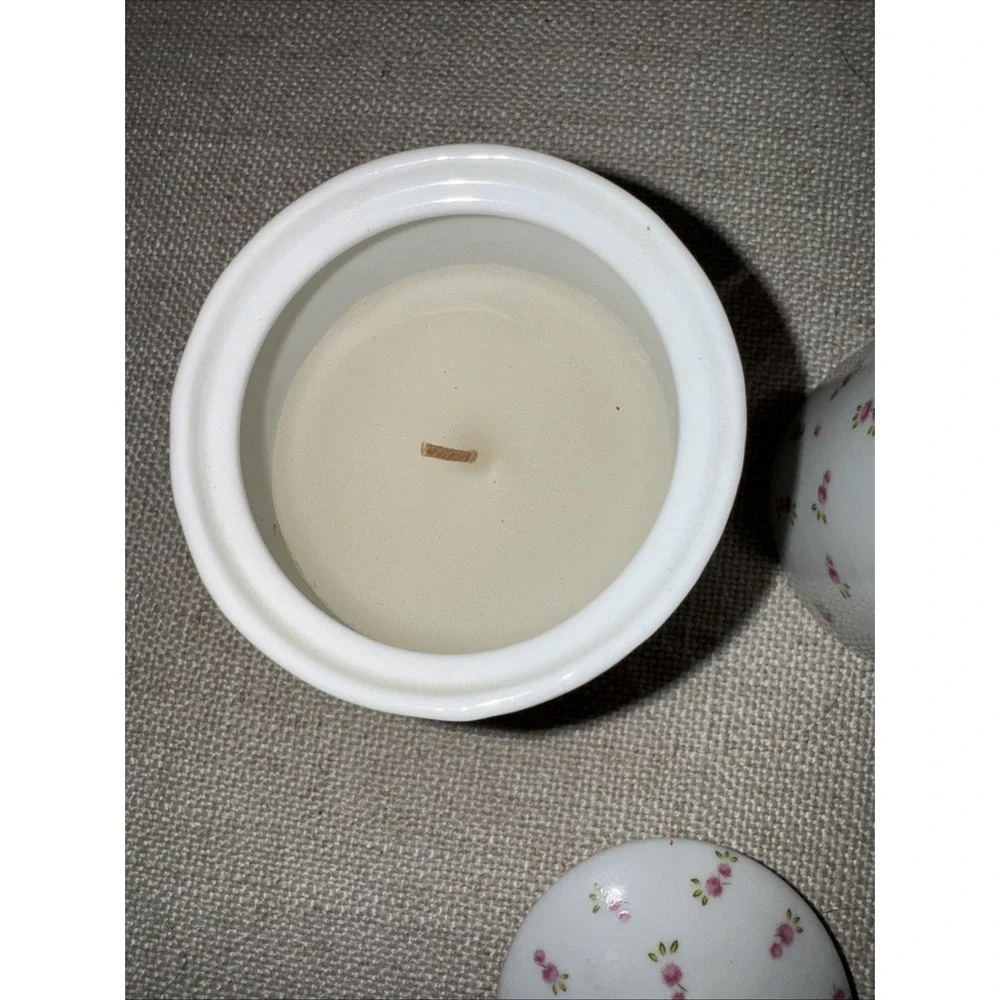 Set Of 2 Candle In Porcelain Jar w/Lid I.W. Rice & Co.‎ Inc. Import Vintage
